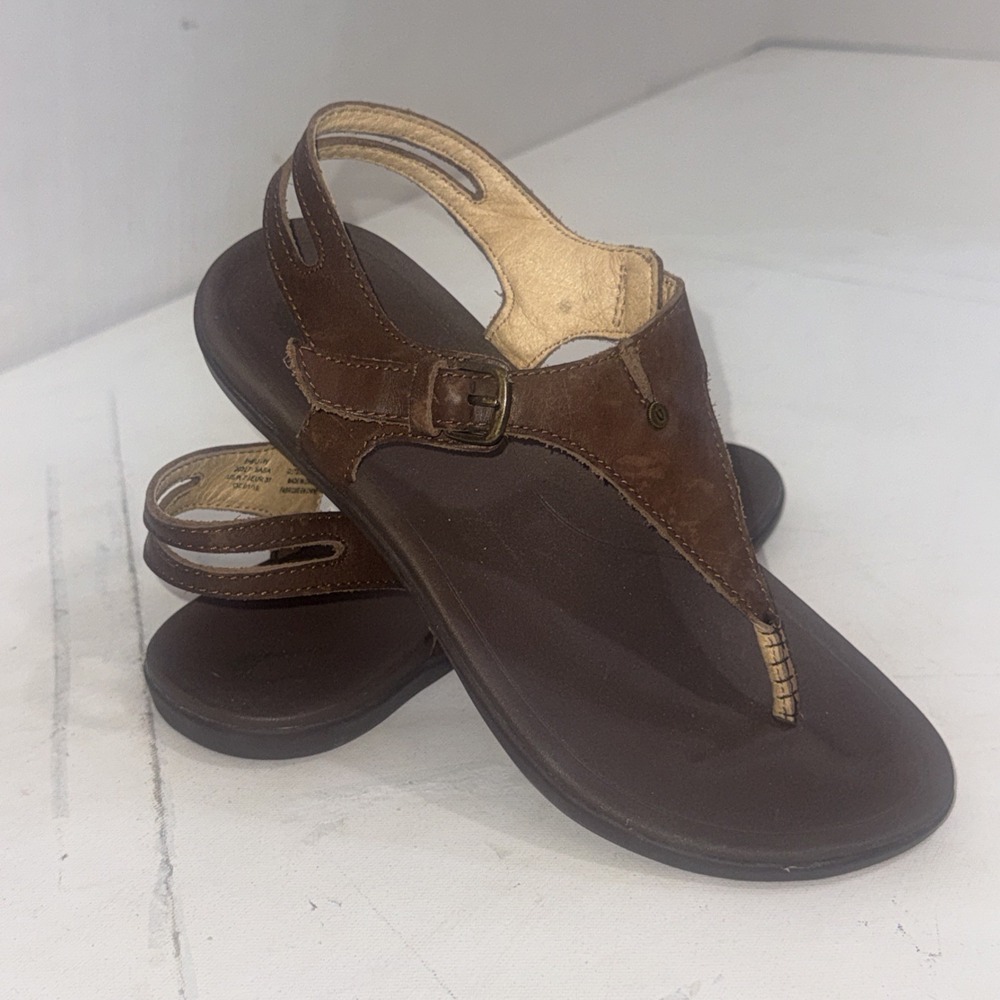 Olukai Eheu Brown Leather T-Strap Buckle Gorpcore Thong Sandals Women's Size 7